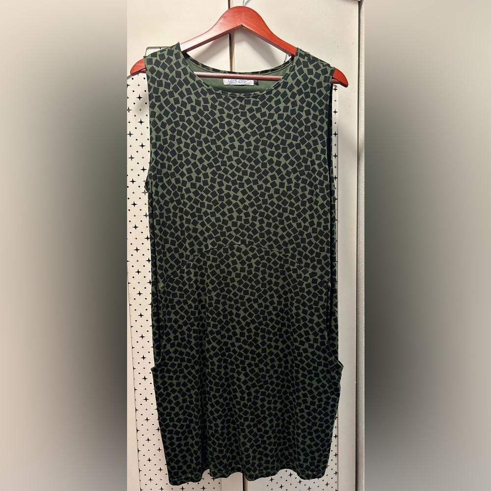 Ava Sky Black and Green Dress